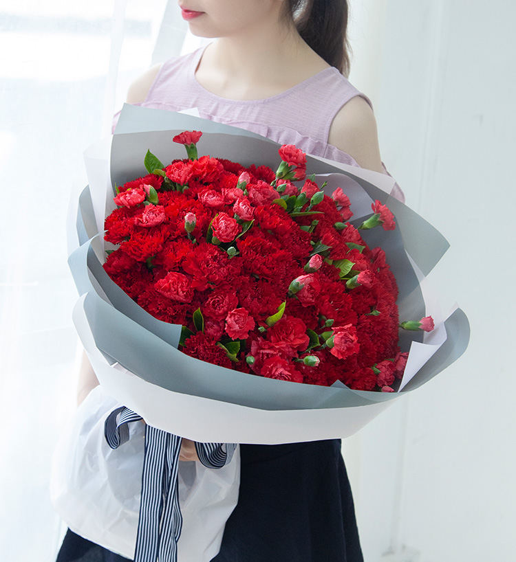 大同不同的人生日该送什么花？生日送花给老婆、朋友、父母送什么？